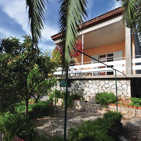 Awesome Home In Seget Vranjica With Wifi Extérieur photo