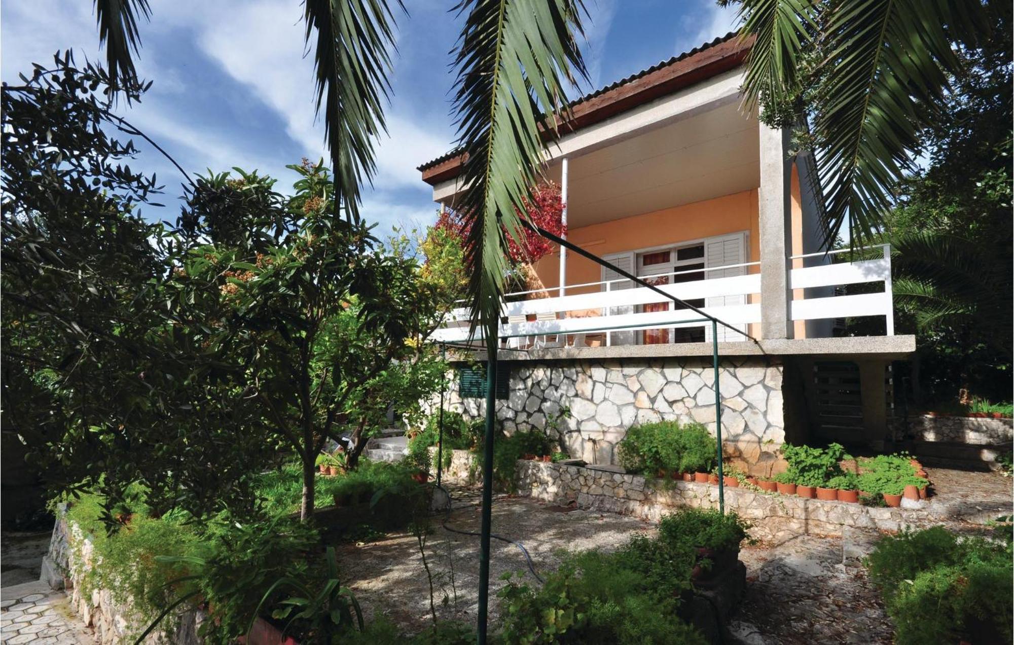 Awesome Home In Seget Vranjica With Wifi Extérieur photo