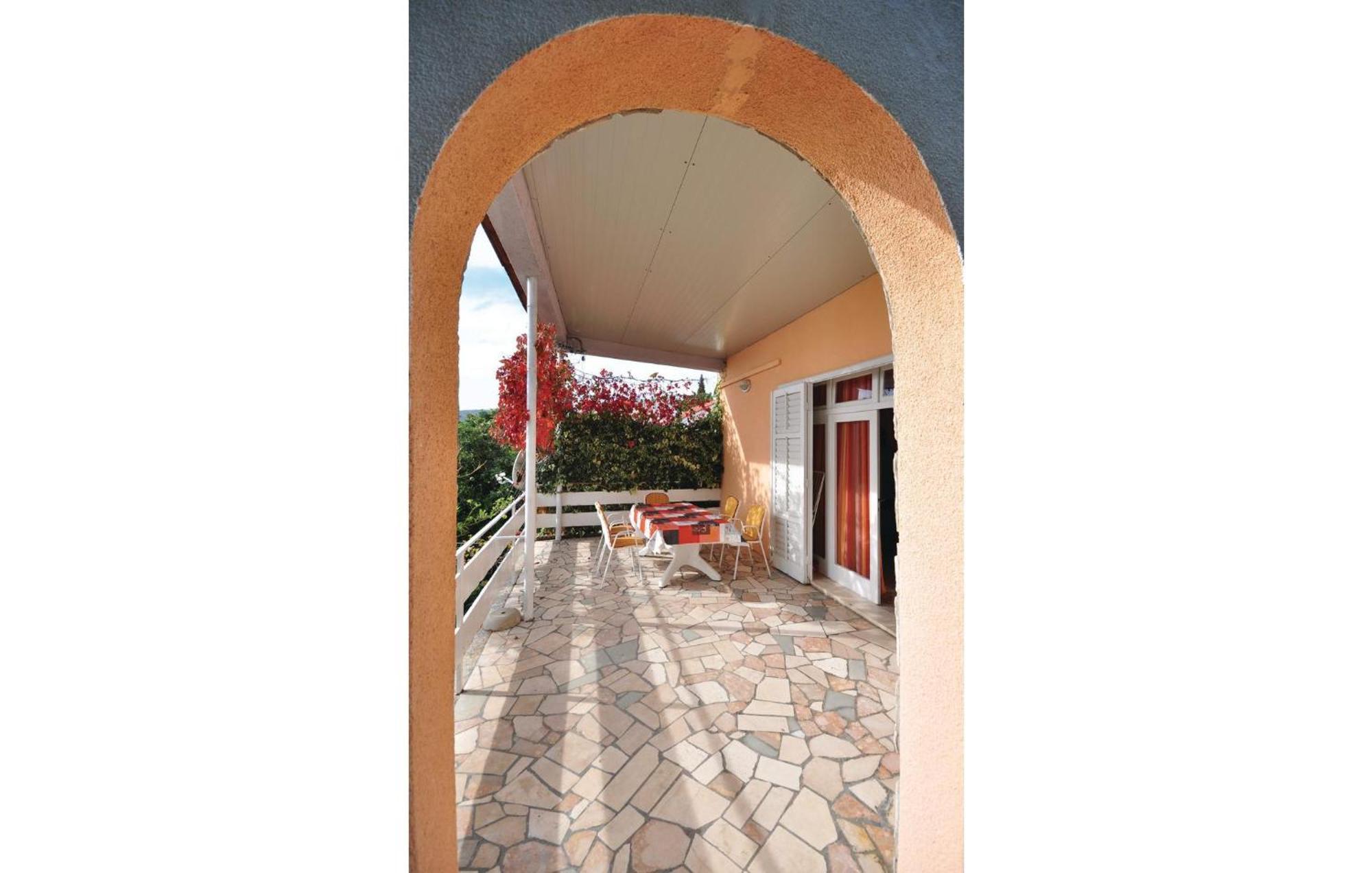 Awesome Home In Seget Vranjica With Wifi Extérieur photo